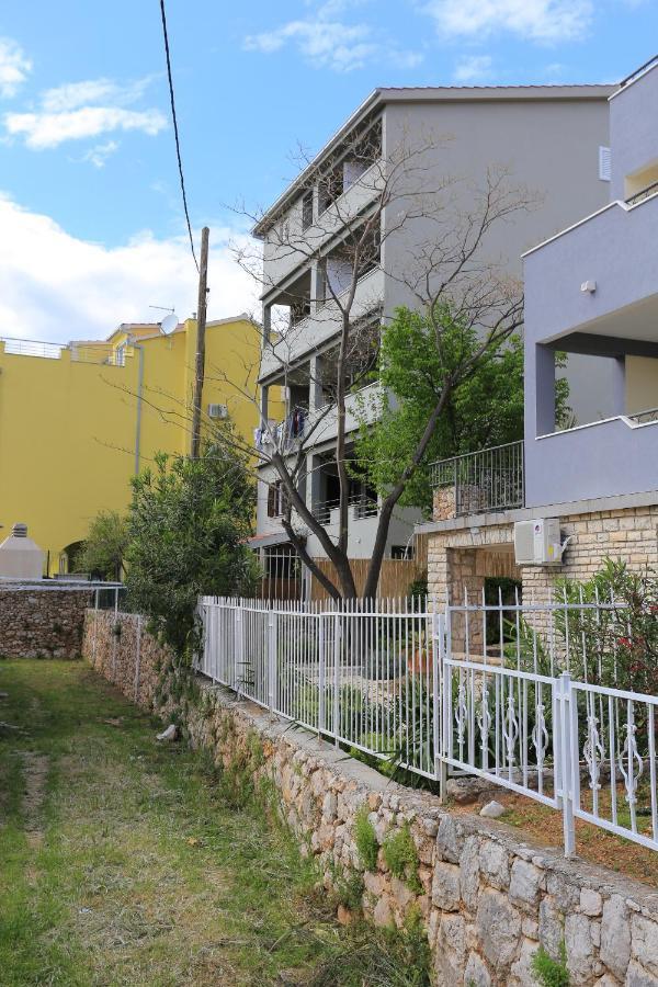 Tice Apartment Nemira 17039A מראה חיצוני תמונה