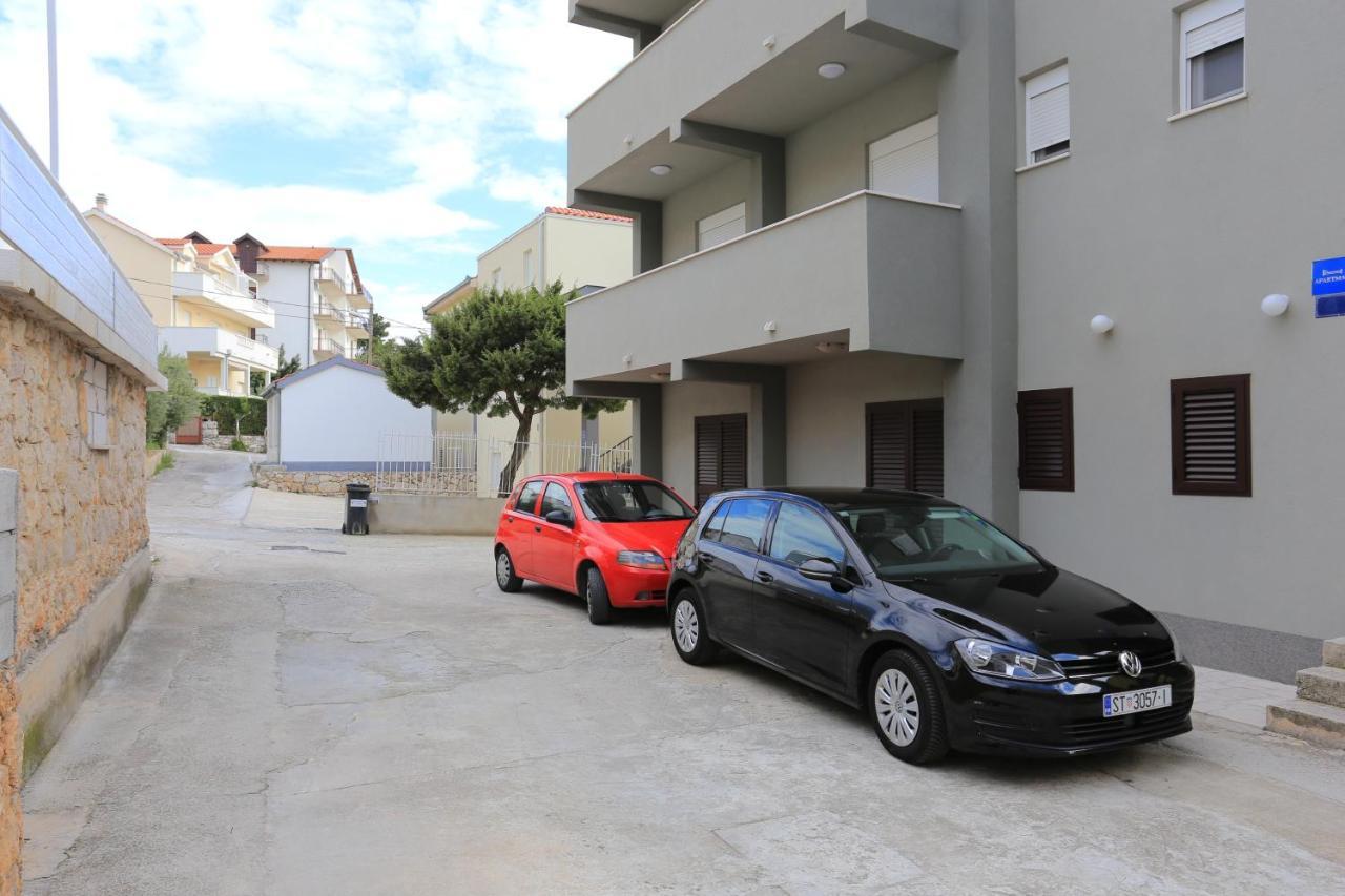 Tice Apartment Nemira 17039A מראה חיצוני תמונה