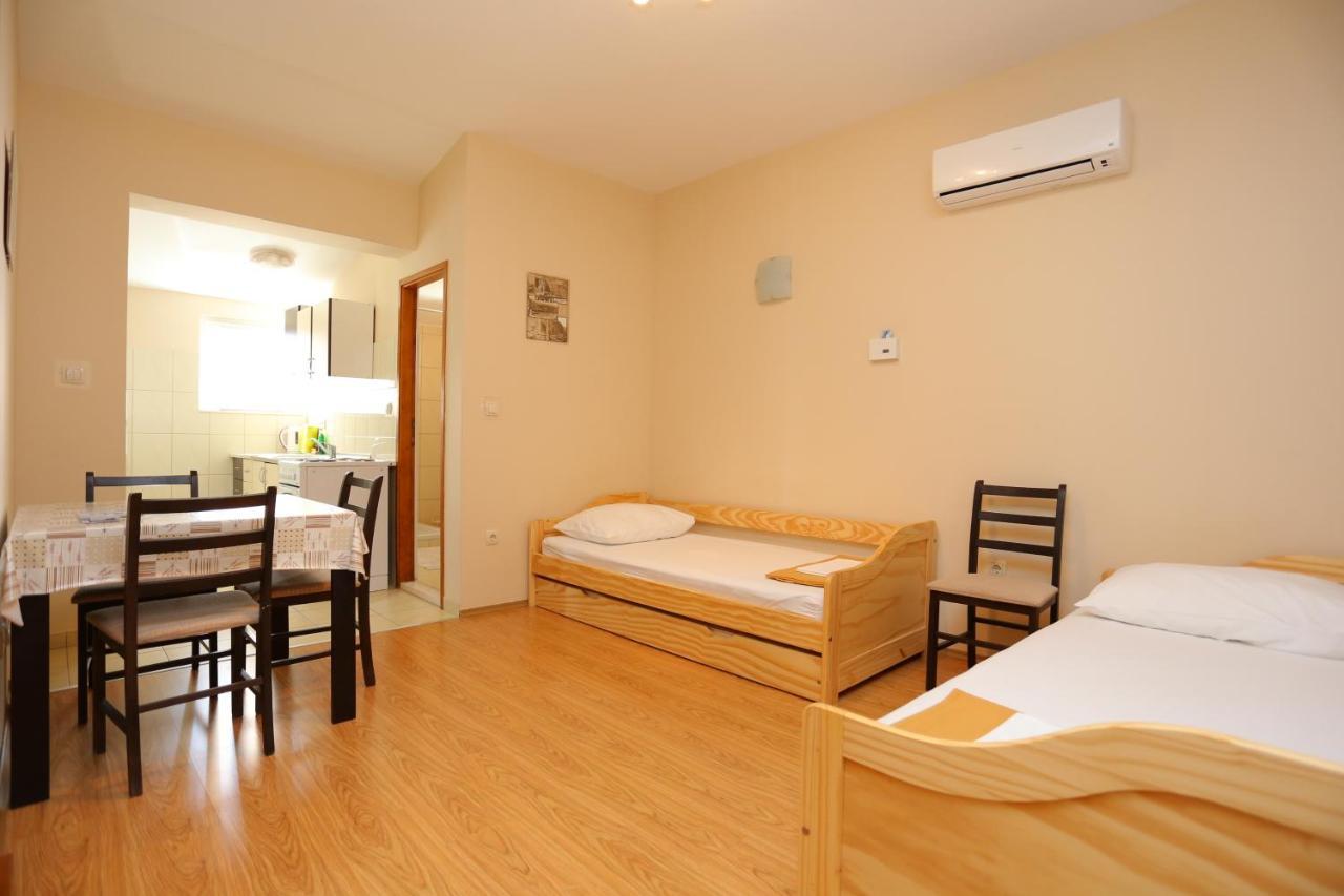 Tice Apartment Nemira 17039A מראה חיצוני תמונה